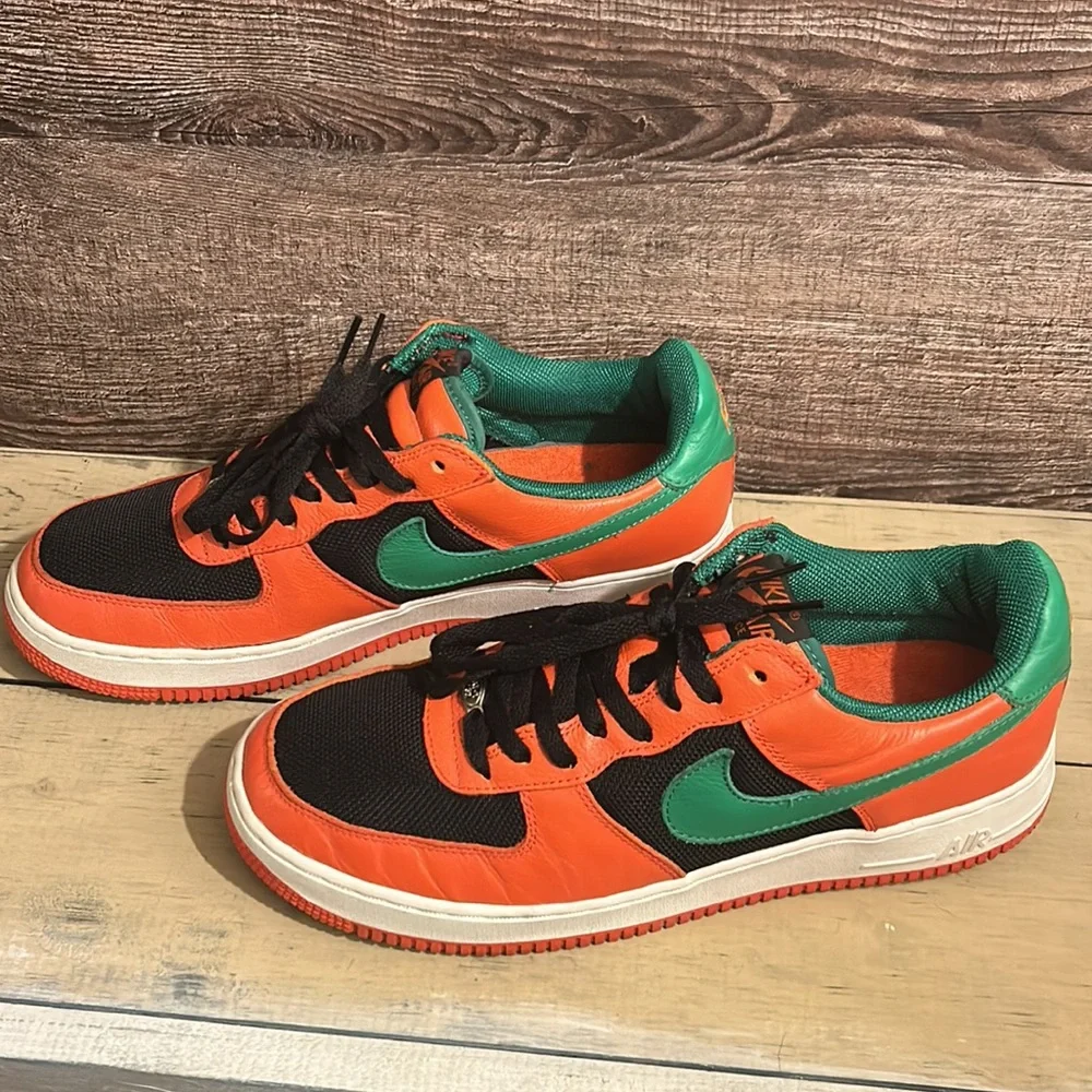 Nikes Air Force 1 “Carnival”-  Sz-11-Released “03”-Excellent condition for age - Picture 4 of 10